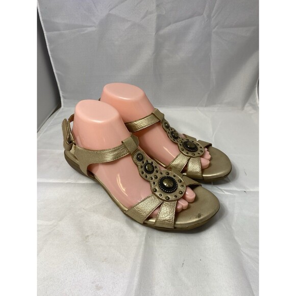 Naturalizer Comfort Carlita Sandal Metallic Tan Leather Slingback Studs US 9M - Picture 1 of 8